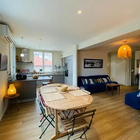 Superb Spacious Accommodation In Biarritz Appartement *